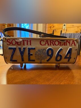 Vintage LittleEarth South Carolina purse collectable item